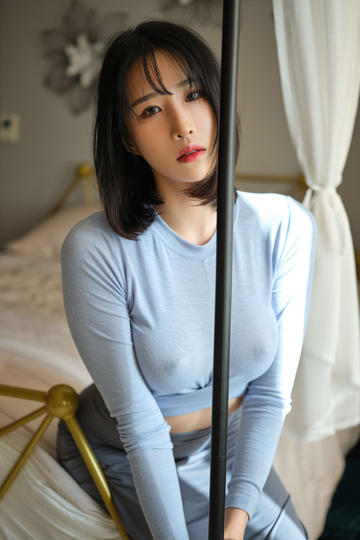 抓住我的双乳咬我奶头视频(抓住我的双乳咬我奶头视频)